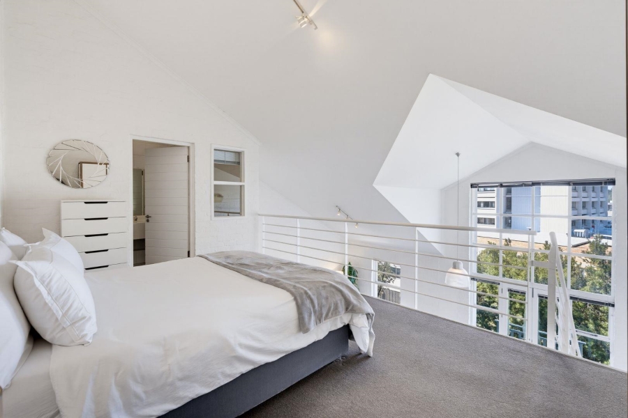 To Let 1 Bedroom Property for Rent in Oranjezicht Western Cape